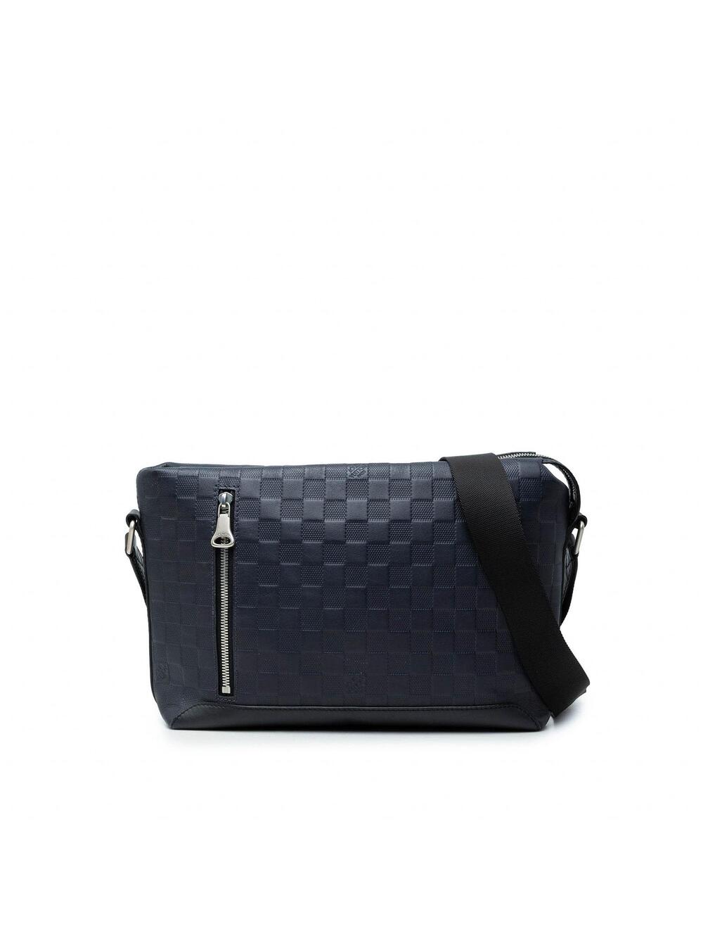 Louis Vuitton Damier Infini Discovery #350314L90B
